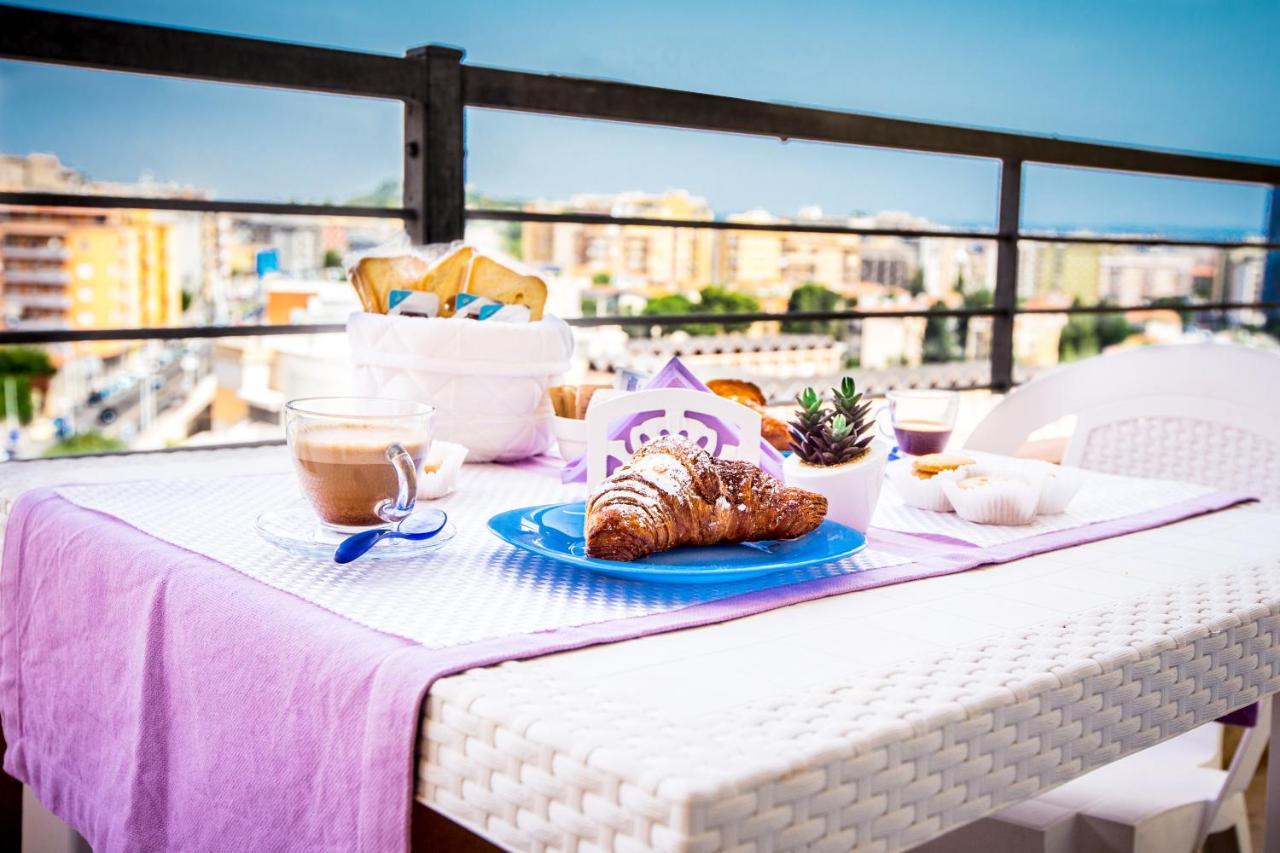 A View On Cagliari Hotell Exteriör bild